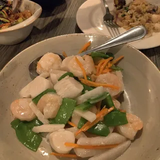 Scallops with Shrimp