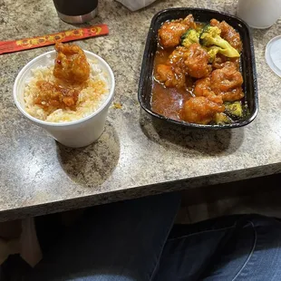 General Tao's chicken with white rice