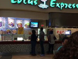 Yeung's Lotus Express