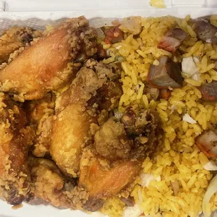 Chicken wings with house fried rice