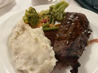 Harry's Steakhouse & Banquet Center