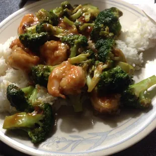 Shrimp w/ broccoli &amp; white rice