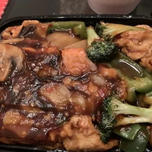 Chicken With Garlic Sauce