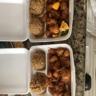 Which photos is orange chicken?