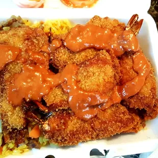 8 jumbo shrimp with beef fried rice. It was okay