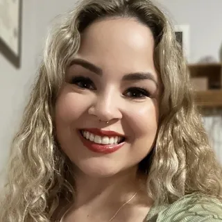 Gabrielle L.