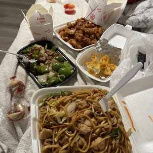 55. Orange Chicken C1. Black Pepper Chicken Special 70. Chow Mein 2. 6 Pieces Crab Rangoon 82. Steamed White Rice