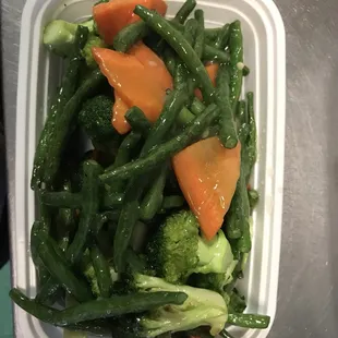 Broccoli w string bean is delicious!