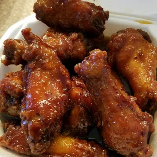 General Tso's chicken wings $6