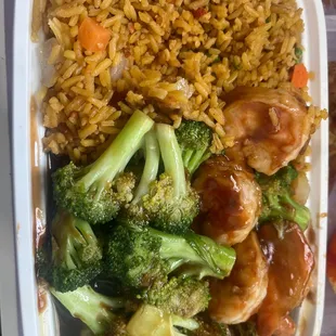 Combo: Shrimp and broccoli with pork fried rice