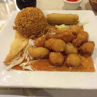 Sesame chicken w fried rice :)