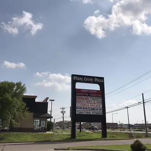 a sign for a chinese restaurant