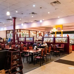 the interior of a chinese restaurant