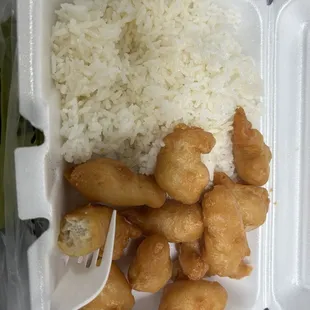 Sweet and sour chicken with white rice