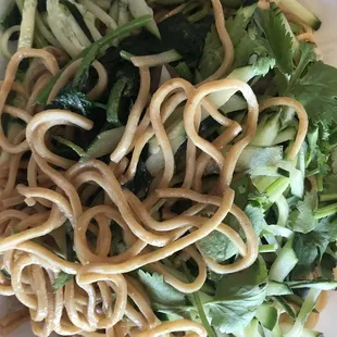 Noodles with vegetables
