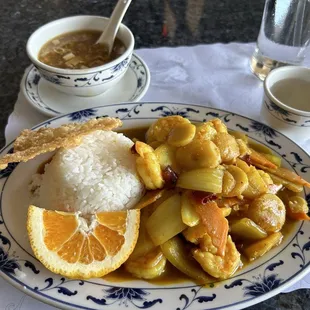 Lunch! Curry prawns w/ steam rice &amp; Soup