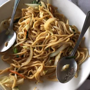 Vegetarian Chow Mein
