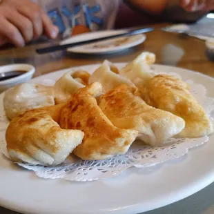 Fried pork dumpling