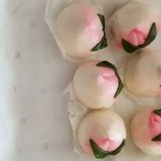 2. Peach Bun