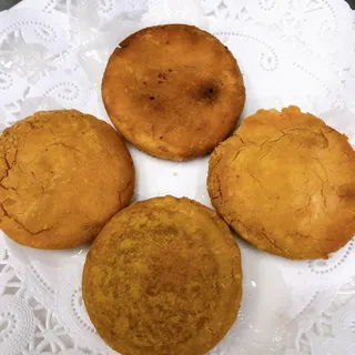 10. Pumpkin Monchi Cake