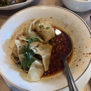 13. Vegetable & Pork Wonton in Spicy Sauce