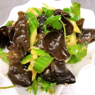 17. Radish with Black Fungus