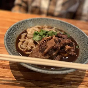 braised ox tail noodle soup