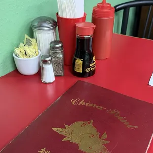 sushi and sashimi, interior