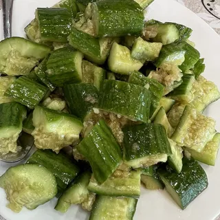 A7 Garlic Cucumber Salad
