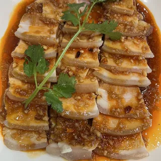 A8 Sliced Pork Belly W. Garlic Sauce