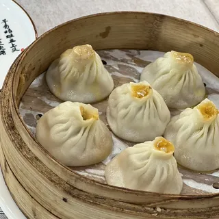 D8 Crab Xiaolong Bao