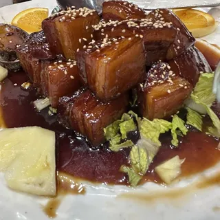 P5 Braised Pork W. Abalone