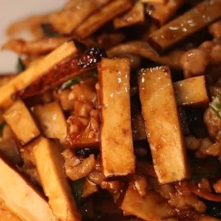 P7 Shredded Pork W. Dried Bean