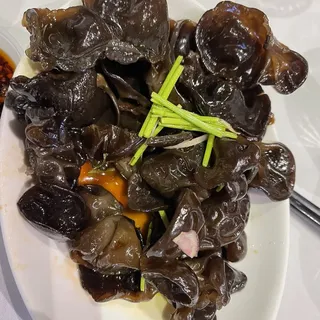 Vinegar Black Mushroom