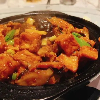 Braised Snowfish With Bean Curd Pot