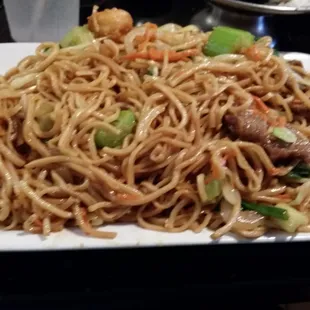 House Special Lo Mein