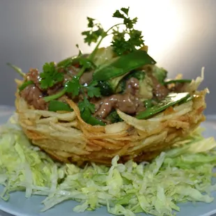 BEEF WITH ZESTY NEST (SPICY)