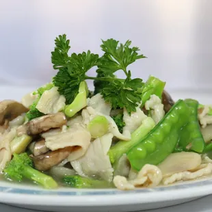 MOO GOO GAI PAN