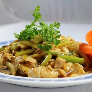 FRAGRANT CHICKEN (SPICY)
