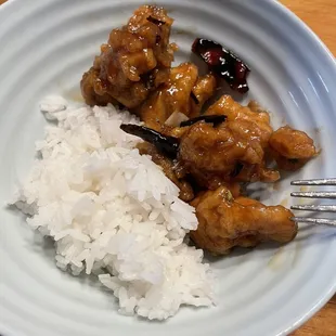 General Tsao &apos;s Chicken