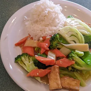 Vegetables with bean curd lunch special