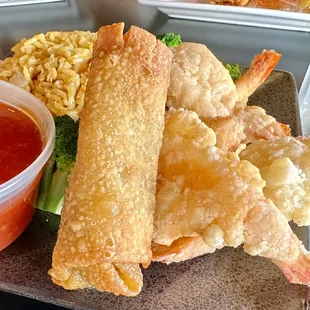 Spicy Fried Jumbo Shrimp Combo with Egg Roll and Rice