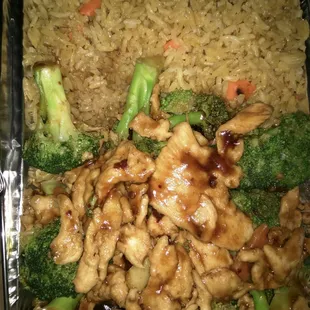 Spicy chicken and broccoli combo
