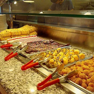 sushi and sashimi, interior