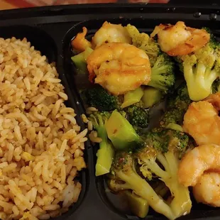 shrimp and broccoli with rice