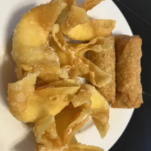 $6 9. Crab Rangoon