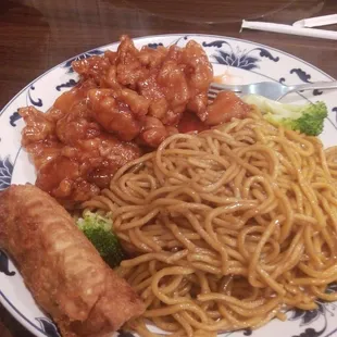 ramen and noodles, noodle dish, noodle soup, food, ramen, noodles