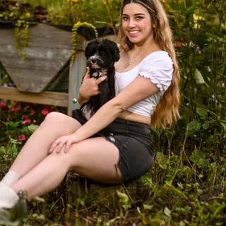 Maddie M.