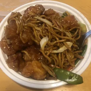 Sesame Chicken &amp; Vegetable Lo Mein