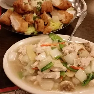 Gai Kow &amp; Almond  Chicken